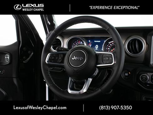 Used 2019 Jeep Wrangler Unlimited Rubicon AWD/4WD image 24