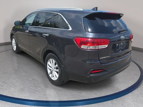 Used 2018 Kia Sorento AWD image 7