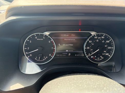Used 2022 Nissan Rogue SV w/ SV Premium Package FWD image 9