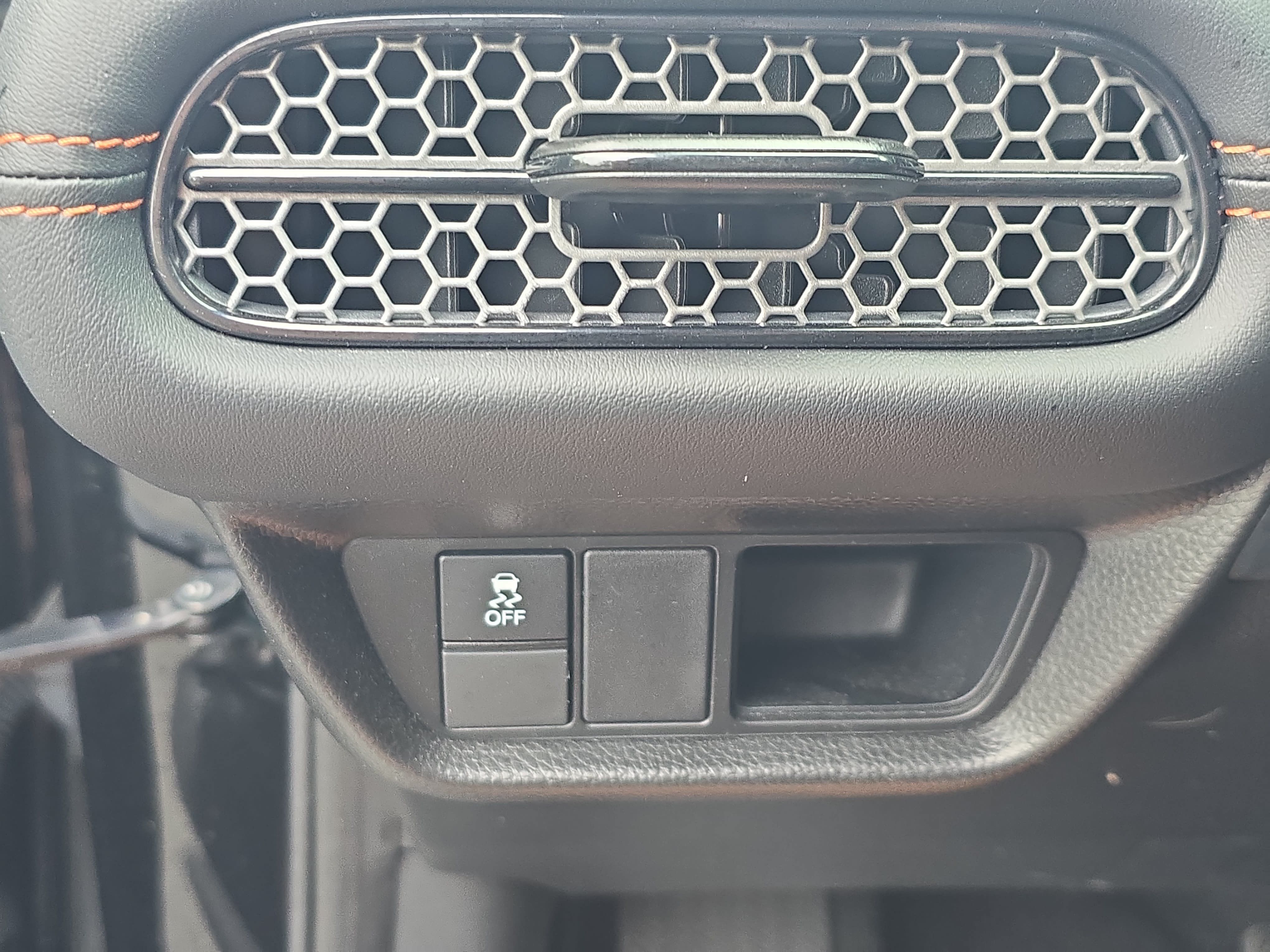 Certified 2025 Honda HR-V Sport image 25