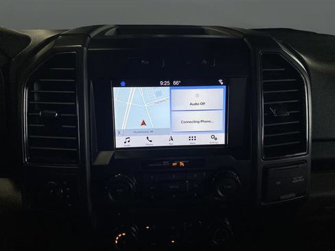 Used 2018 Ford F150 XLT w/ Equipment Group 302A Luxury image 6