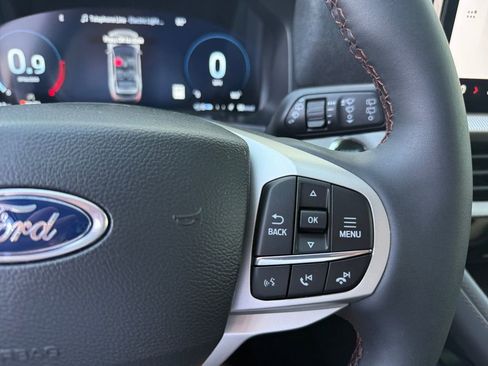 New 2026 Ford Explorer Active AWD/4WD image 21