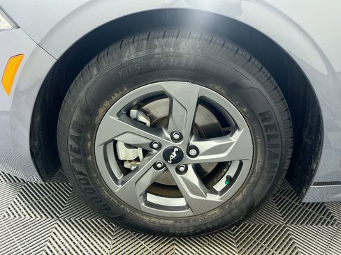 Used 2023 Kia K5 LXS image 13