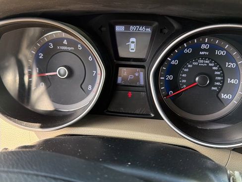 Used 2016 Hyundai Elantra GT FWD image 7