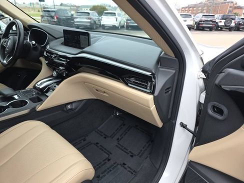 Used 2023 Acura MDX SH-AWD w/ Technology Package image 9