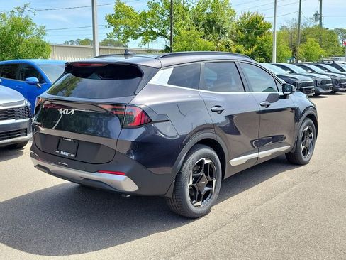 New 2026 Kia Sportage EX FWD image 6