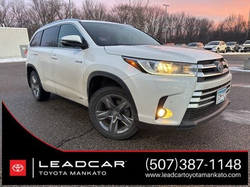 Used 2018 Toyota Highlander Limited Platinum image 1