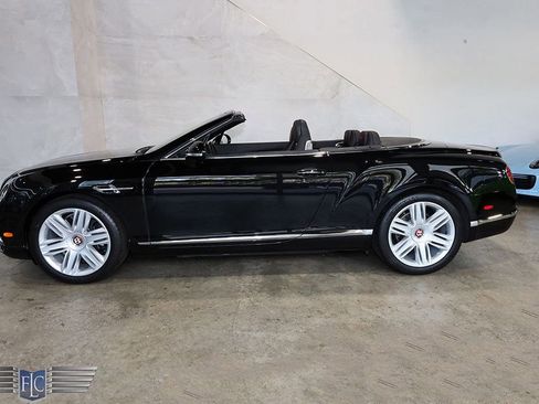 Used 2016 Bentley Continental GT image 36