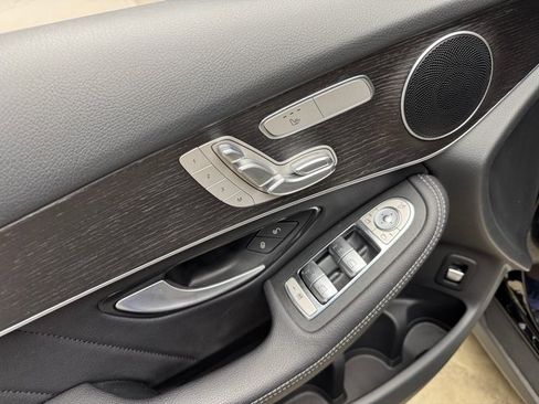 Certified 2022 Mercedes-Benz GLC 300 4MATIC image 11