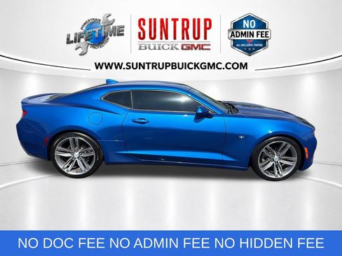 Used 2017 Chevrolet Camaro LT w/ RS Package RWD image 7