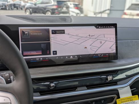 New 2025 BMW X7 xDrive40i w/ Premium Package image 25