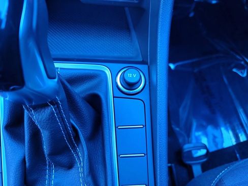 Used 2025 Volkswagen Jetta S image 35