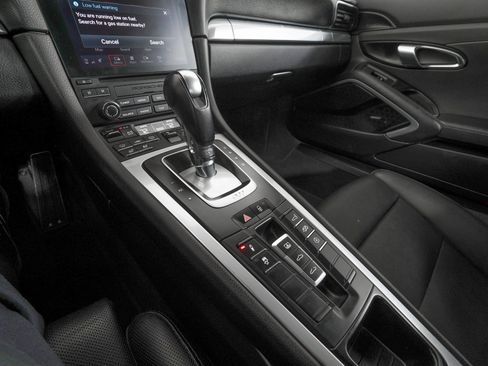 Used 2017 Porsche 911 Carrera S image 19