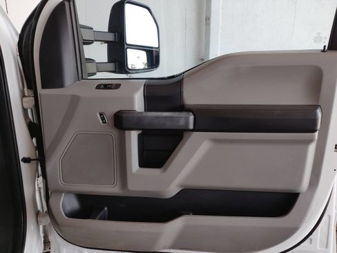 Used 2017 Ford F450 XL w/ Power Equipment Group RWD image 11