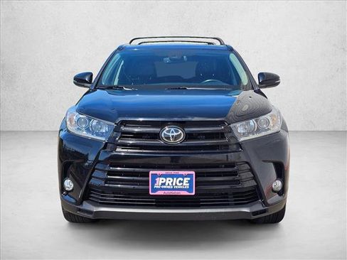 Used 2018 Toyota Highlander SE AWD/4WD image 8