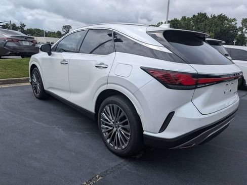 Used 2024 Lexus RX 350 w/ Convenience Package AWD/4WD image 4