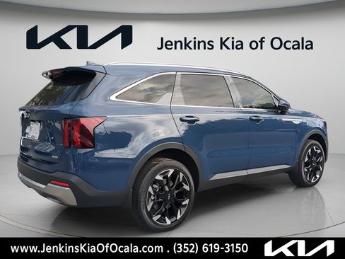 New 2026 Kia Sorento EX AWD/4WD image 3