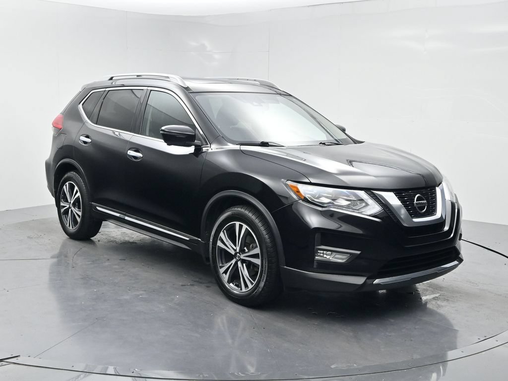 Used 2017 Nissan Rogue SL w/ SL Premium Package FWD image 2