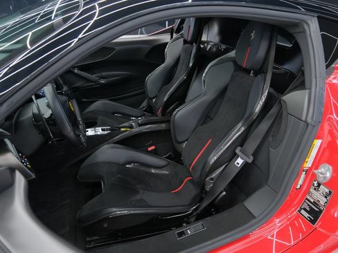 Used 2021 Ferrari SF90 Stradale AWD/4WD image 11
