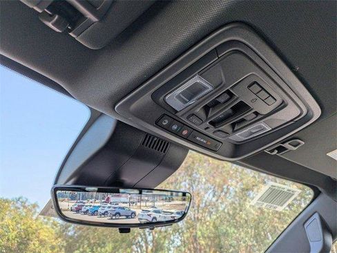 New 2025 GMC Sierra 2500 Denali w/ Denali Reserve Package image 28