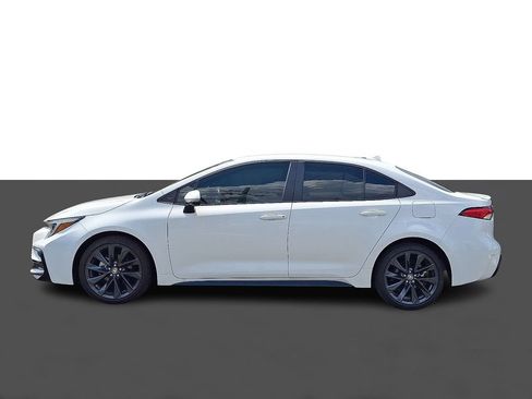 Used 2024 Toyota Corolla SE FWD image 4