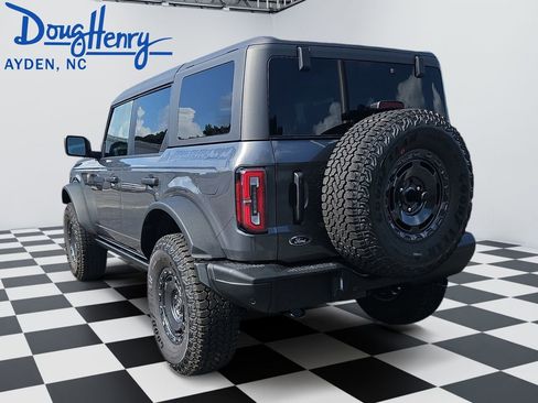 New 2025 Ford Bronco Badlands w/ Sasquatch Package image 3