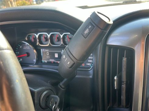 Used 2018 Chevrolet Silverado 1500 LT w/ All Star Edition image 19