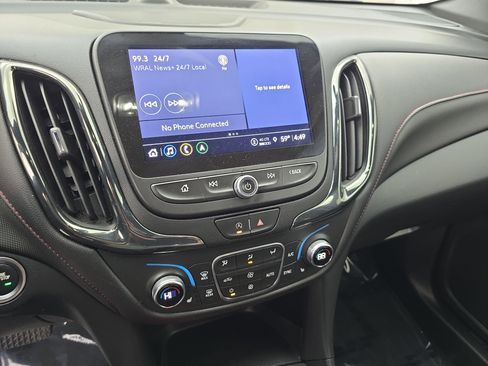 Used 2022 Chevrolet Equinox RS w/ RS Leather Package image 20