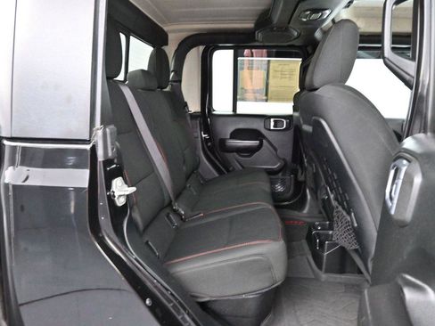 Used 2020 Jeep Gladiator Rubicon AWD/4WD image 29
