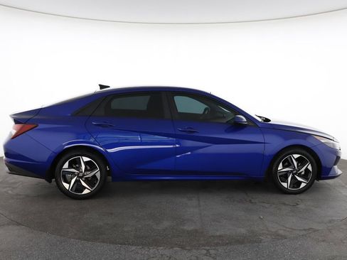 Used 2023 Hyundai Elantra SEL w/ Convenience Package FWD image 14