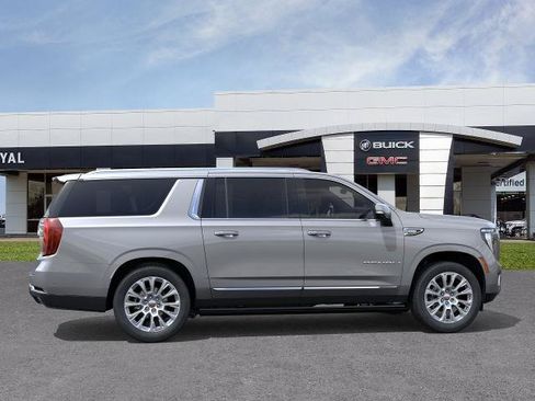 New 2026 GMC Yukon XL Denali w/ Denali Reserve Package AWD/4WD image 5