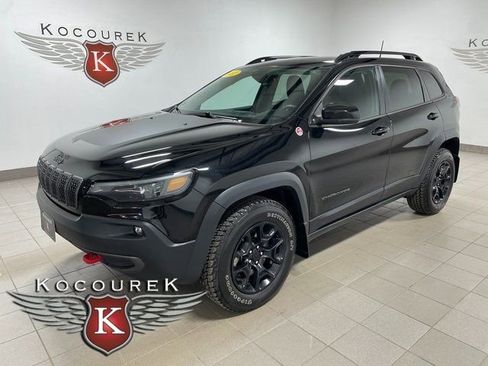 Used 2022 Jeep Cherokee Trailhawk w/ Trailer Tow Group AWD/4WD image 3
