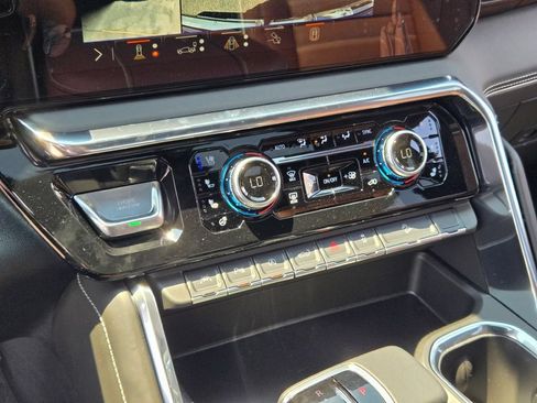 New 2026 GMC Sierra 1500 Denali Ultimate AWD/4WD image 39