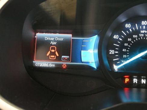 Used 2018 Ford Edge SEL w/ Equipment Group 201A FWD image 18