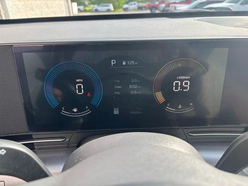 Used 2024 Hyundai Kona SEL AWD/4WD image 23