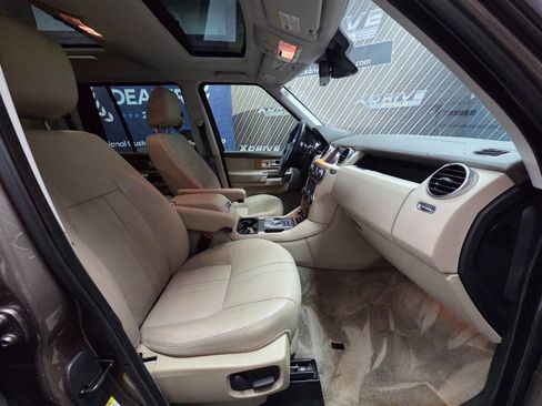Used 2016 Land Rover LR4 HSE Silver Edition image 26