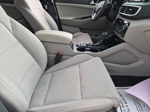 Used 2021 Hyundai Tucson SEL FWD image 19