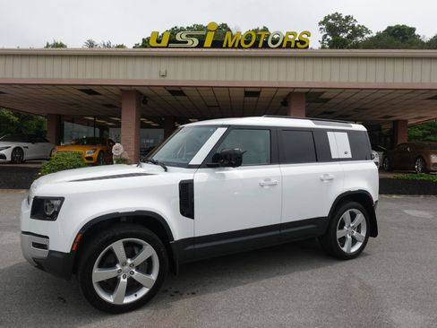 Used 2023 Land Rover Defender 110 SE AWD/4WD image 5