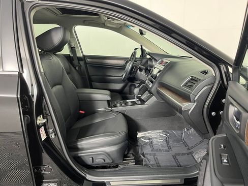 Used 2016 Subaru Outback 2.5i Limited image 17