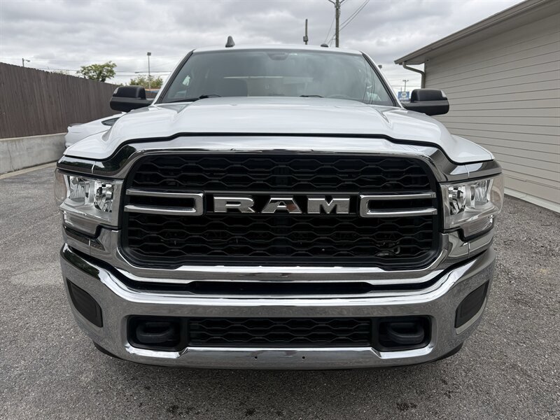 Used 2022 RAM 2500 Tradesman w/ Chrome Appearance Group RWD image 21