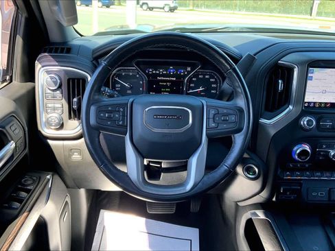 Used 2022 GMC Sierra 1500 Denali w/ Driver Alert Package II image 6