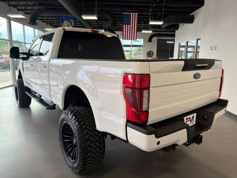 Used 2022 Ford F250 Lariat w/ Lariat Ultimate Package AWD/4WD image 8