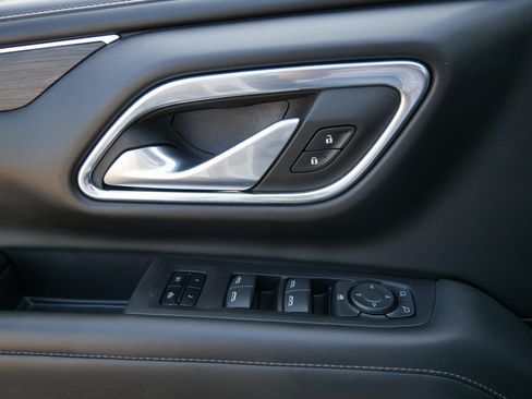 Used 2023 Chevrolet Tahoe LT image 27