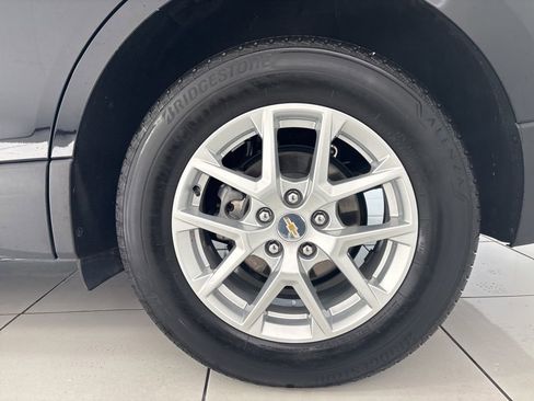 Used 2023 Chevrolet Equinox LT image 9