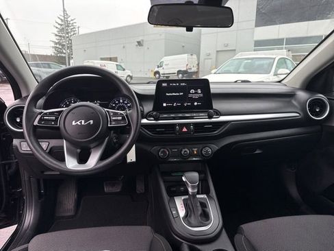 Used 2023 Kia Forte LXS w/ LXS Technology Package image 36