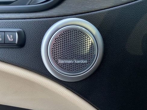 Used 2023 Alfa Romeo Stelvio Ti Lusso w/ Quick Order Package 22X Lusso image 35