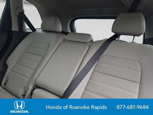 Used 2025 Honda CR-V EX-L image 16