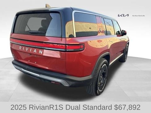 Used 2025 Rivian R1S Adventure Dual AWD/4WD image 8