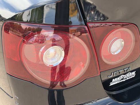 Used 2008 Volkswagen Jetta S FWD image 24