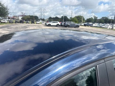 Used 2024 MAZDA MAZDA3 s FWD image 5